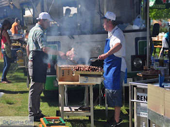 Grieks feest Huizingen 2010 - Griekendag - Foto 013 - Foto van https://www.grieksegids.be/huizingen/fotos2010/huizingen-2010-mid-foto-013.jpg