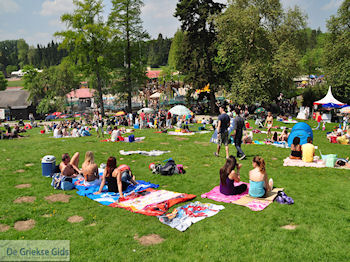 Grieks feest Huizingen 2010 - Griekendag - Foto 040 - Foto van https://www.grieksegids.be/huizingen/fotos2010/huizingen-2010-mid-foto-040.jpg